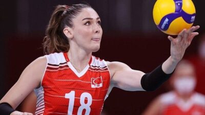 Zehra Güneş’in sosyal medya paylaşımına yorum yağdı! “İstediniz, kıramadım” VakıfBank’ın ve Filenin Sultanları’nın yıldız