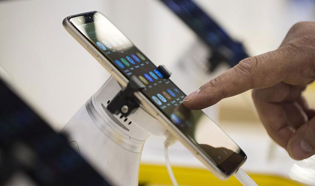 Cep telefonlarına ÖTV düzenlemesi! Fiyatlara indirim gelecek Telefon vergilerinde yapılan değişikliğe